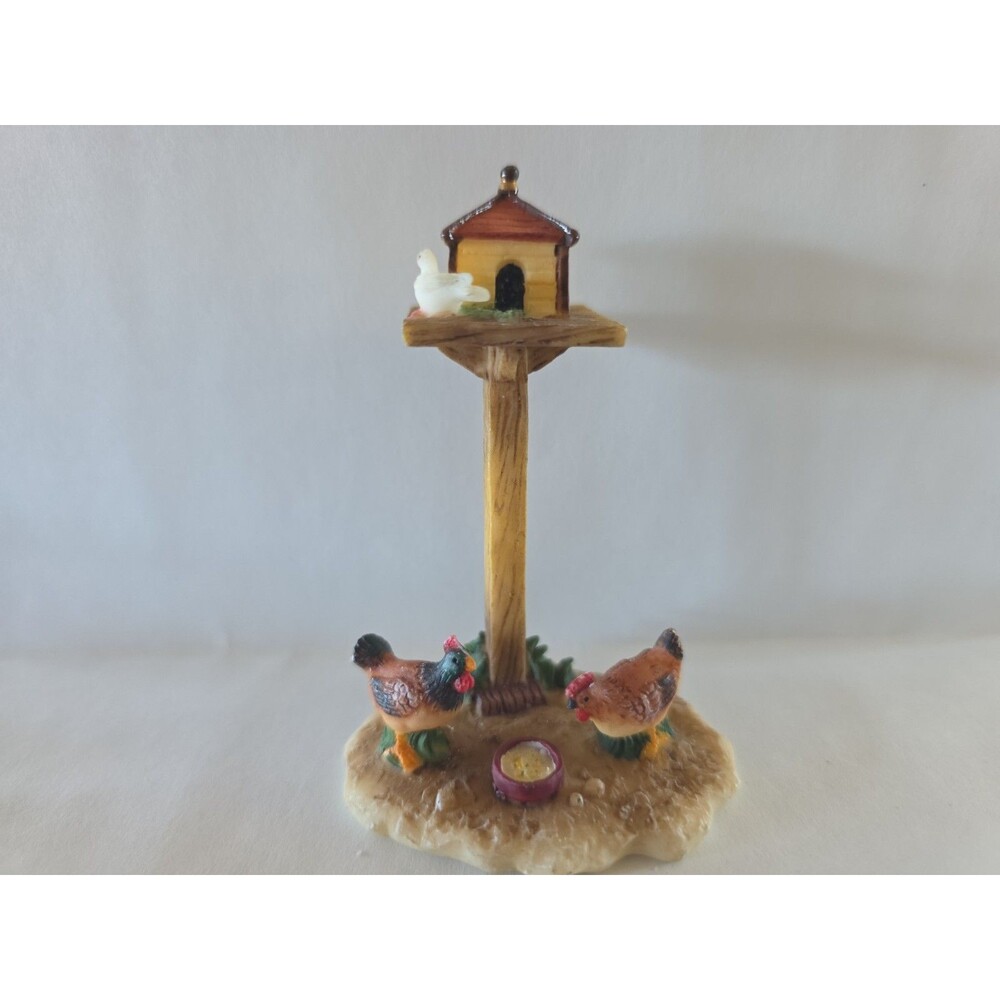 O'Well Birdhouse bird feeder chickens Christmas Village Figurine NO BOX INV344